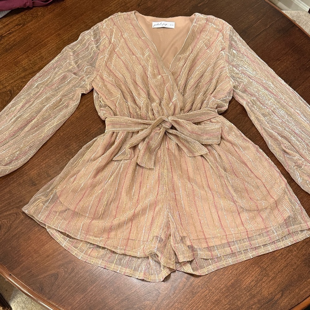 Petal & Pup Tan, Blush, and Gold Romper Size Small